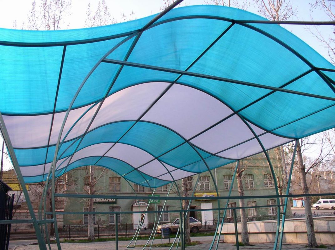 Lắp đặt mái nhựa poly Quận 7 - CÔNG TY TNHH SMT BẢO LONG