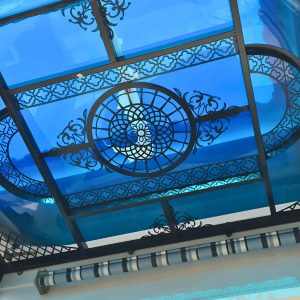 Đơn Vị Thi Công Mái Polycarbonate Uy Tín Tại TPHCM