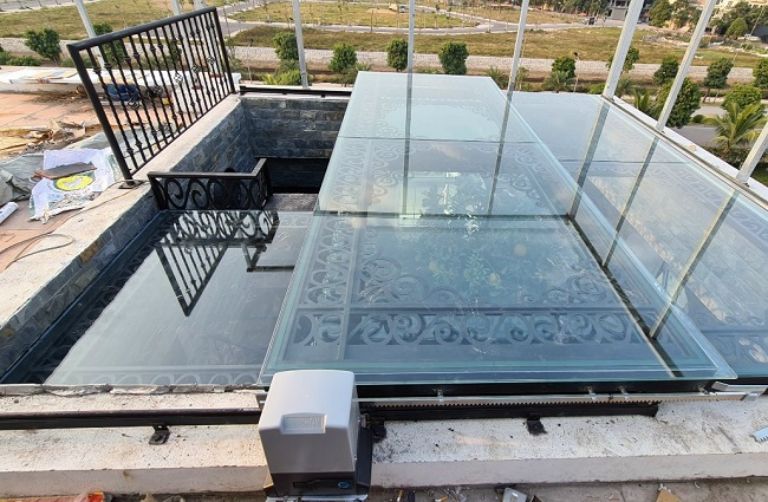 Mái Kính Giếng Trời Đẹp Quận 4 Cho Nhà Phố